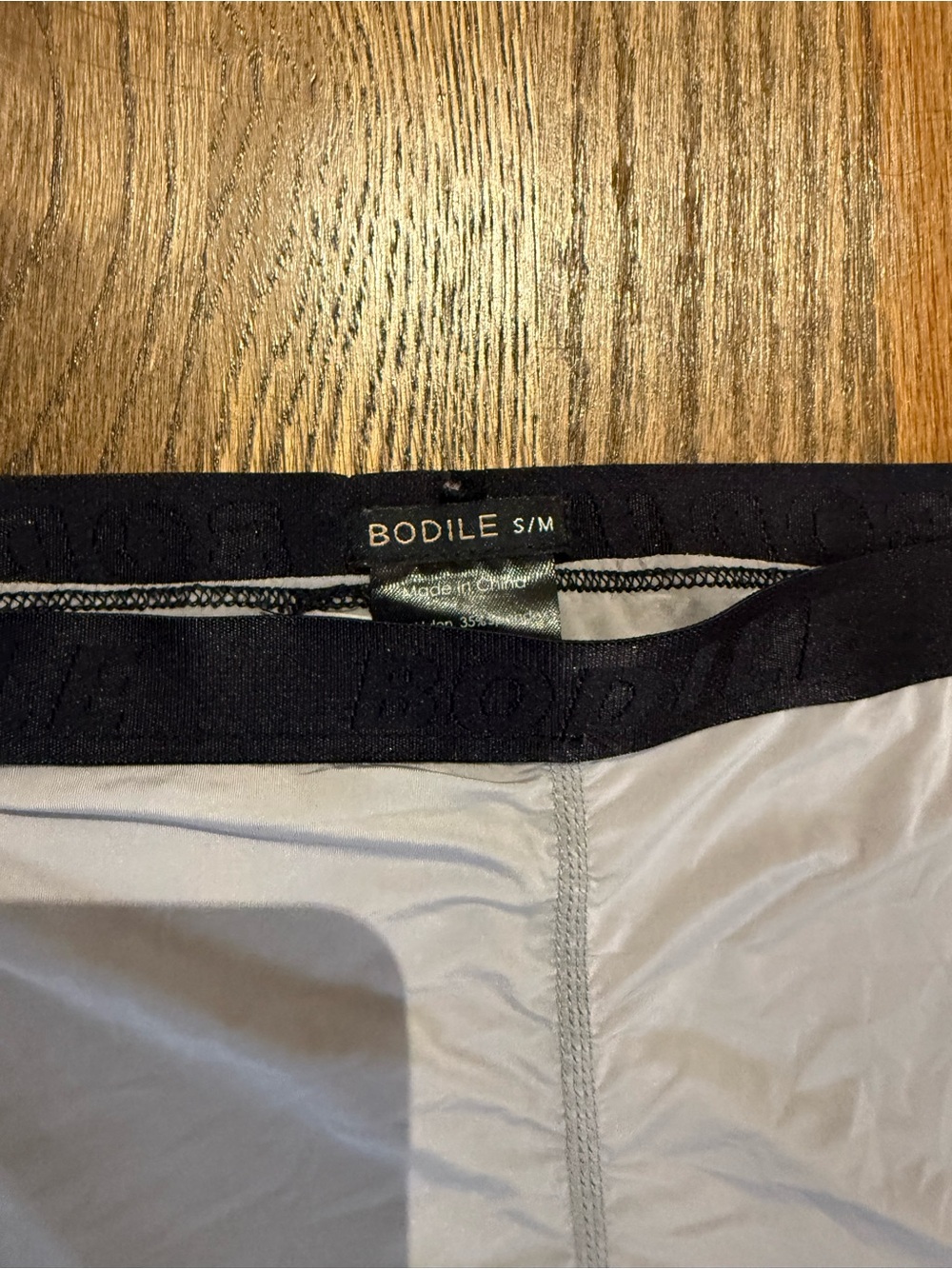 High-Rise Mauve Stretch Leggings — Sleek Everyday Fit - Picture 9 of 9